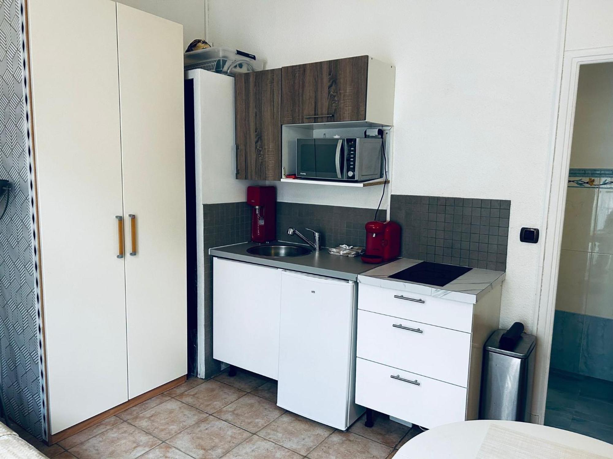 Lovely Studio Air Conditonned City Center Nisa Exterior foto